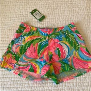 Lily Pulitzer shorts 00 NWT